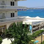Zorbas מלון 2*