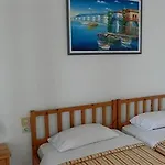 Zorbas Hotel 2*