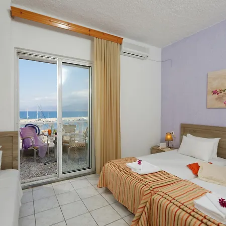 Zorbas Hotel 2*