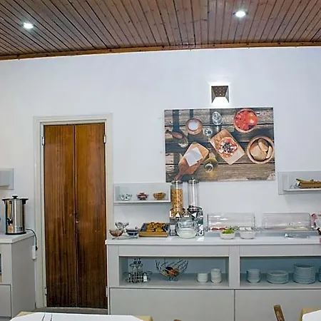 Zorbas Hotel 2*