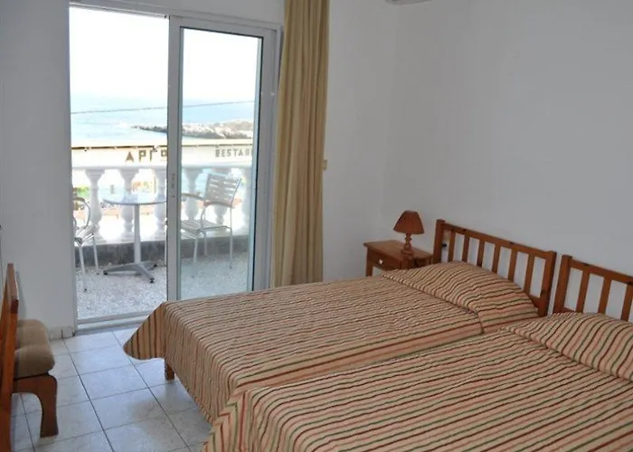 Zorbas 2* Hersonissos (Crete)