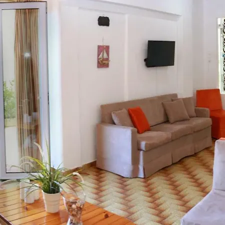 Zorbas Hotel